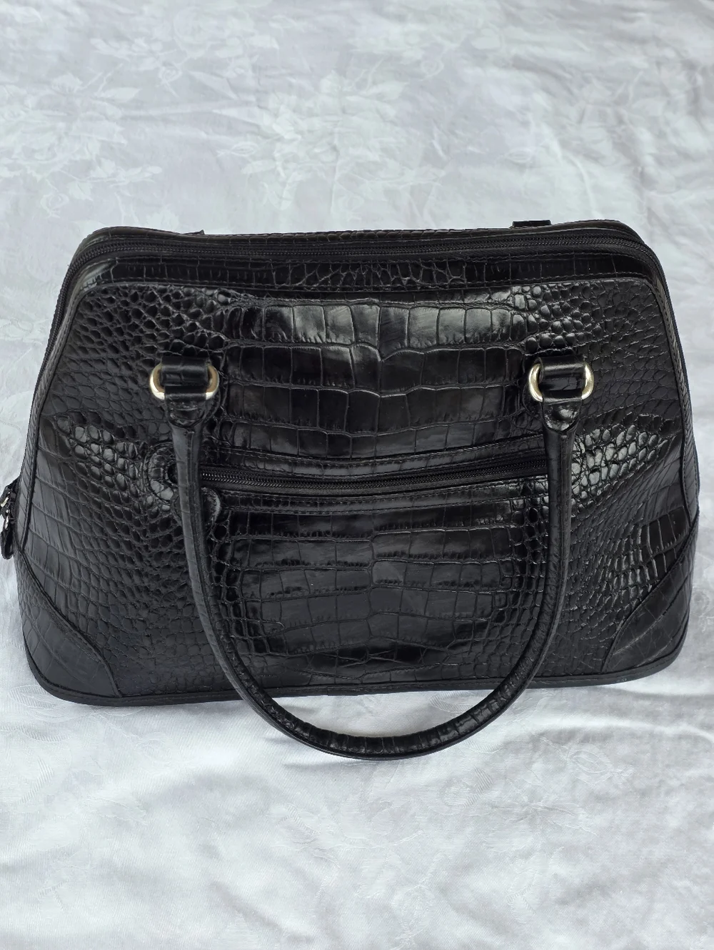 Vintage Brighton Black Leather Croc Pattern with Floral Lining w/ Inner Pockets